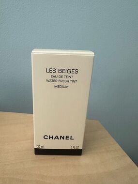 CHANEL Les Beiges Water-Fresh Tint